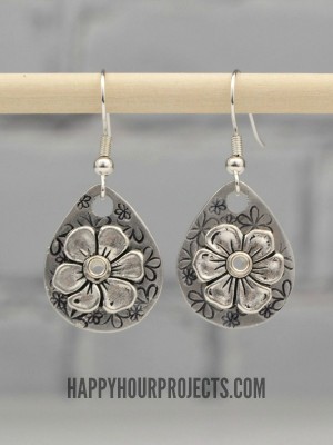 http://happyhourprojects.com/wp-content/uploads/2015/02/Stamped-Floral-Earrings-6-300x400.jpg