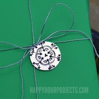 http://happyhourprojects.com/wp-content/uploads/2016/12/Snowflake-Gift-Tag-1.3-400x400.jpg