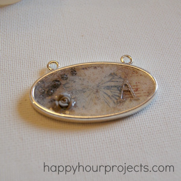 Vintage Inspired Resin Necklace