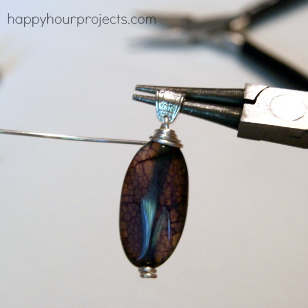 Wire-Wrapped Pendant Tutorial for Beginners at www.happyhourprojects.com