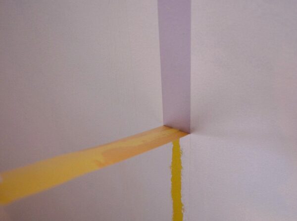How to Paint Easy Wall Stripes at www.happyhourprojects.com