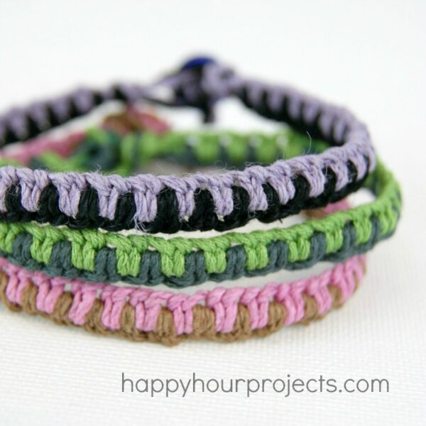 Macrame Friendship Bracelet Tutorial and 7 Great Friendship Gifts from #MyFavoriteBloggers at www.happyhourprojects.com