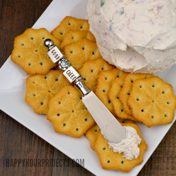 Easy Ham & Onion Cheese Ball Appetizer at www.happyhourprojects.com