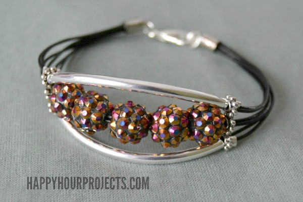 10-Minute Glittering Tube Bead Bracelet Video Tutorial at www.hhappyhourprojects.com