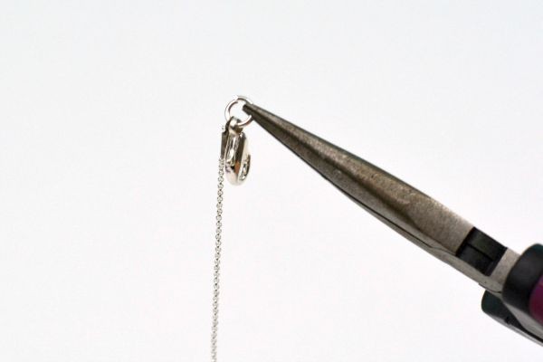DIY Initial Necklace at www.happyhourprojects.com