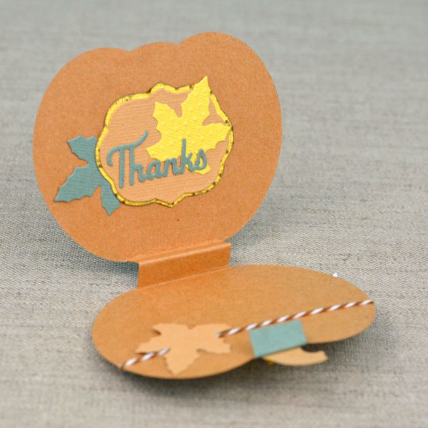 Simple Handmade Pumpkin Cards at www.happyhourprojects.com