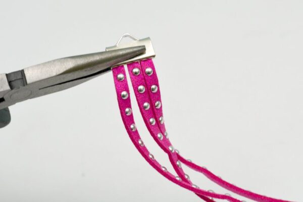 Wear it Two Ways: Magic Braid Bracelets at www.happyhourprojects.com