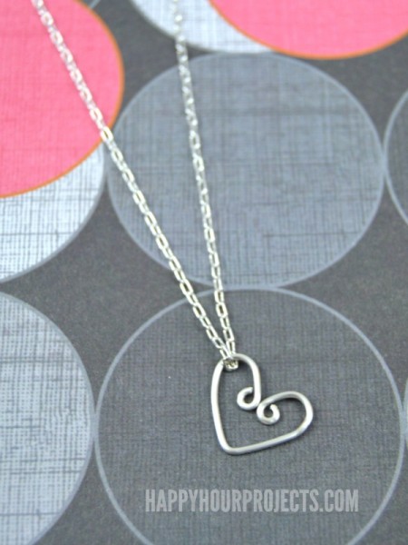 DIY WIre Heart Necklace at www.happyhourprojects.com